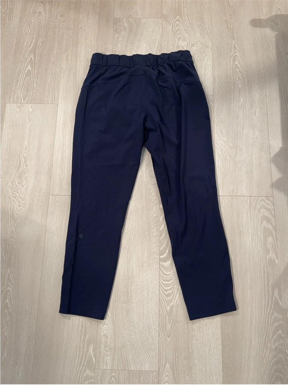 Lululemon On The Fly Pant *28" True Navy size 8 - Picture 14 of 15